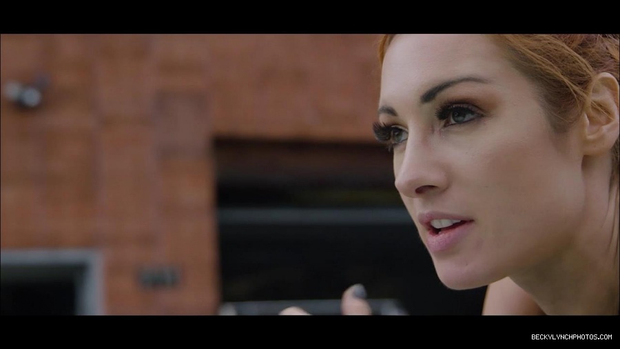 Becky_Lynch_mp4_000744100.jpg