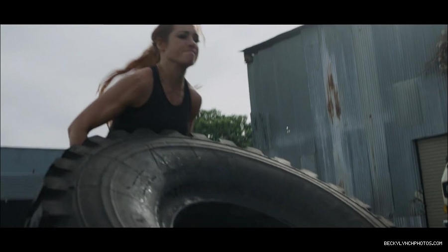 Becky_Lynch_mp4_000751300.jpg