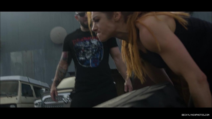 Becky_Lynch_mp4_000753700.jpg