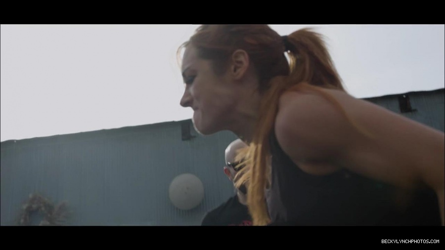 Becky_Lynch_mp4_000754100.jpg