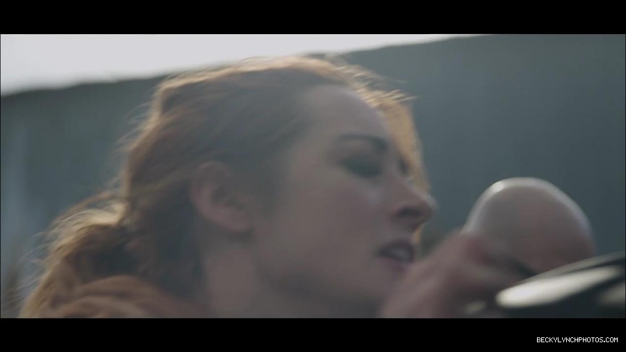 Becky_Lynch_mp4_000763700.jpg