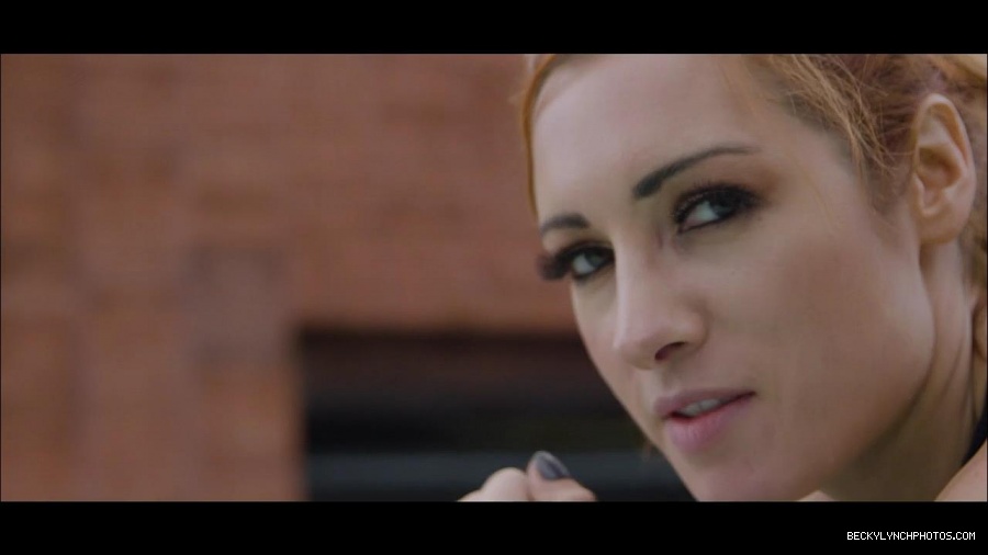 Becky_Lynch_mp4_000799300.jpg