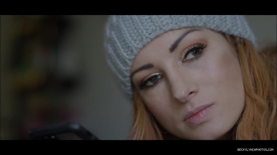 Becky_Lynch_mp4_000986000.jpg