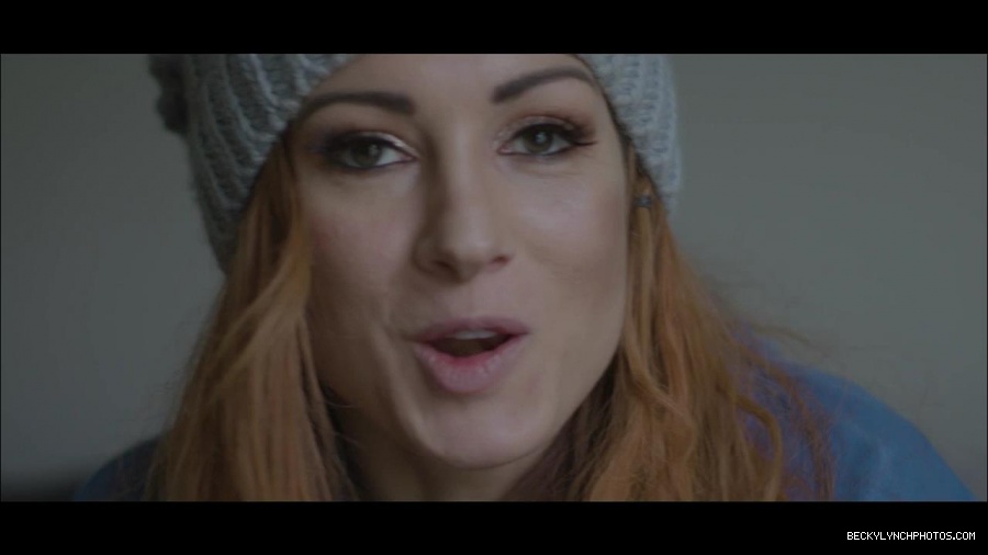 Becky_Lynch_mp4_001060000.jpg