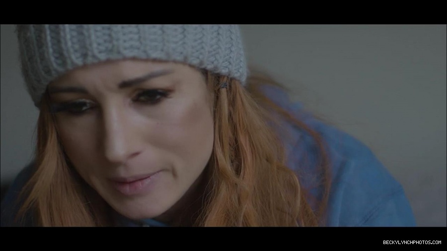 Becky_Lynch_mp4_001066400.jpg