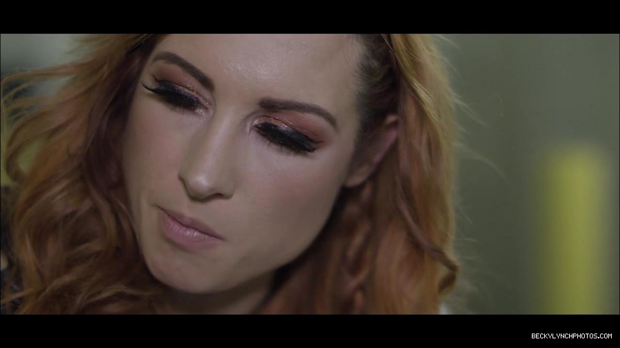 Becky_Lynch_mp4_001167066.jpg