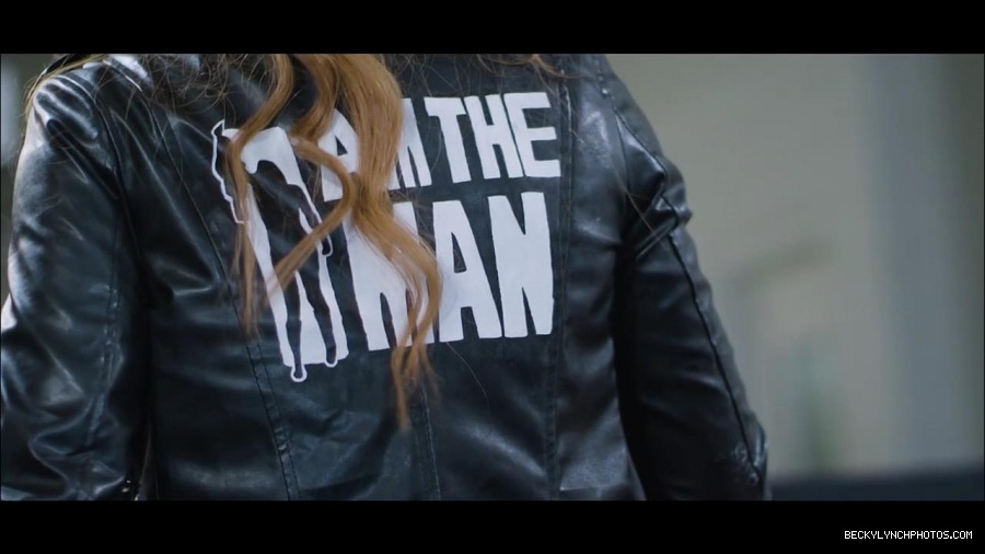 Becky_Lynch_mp4_001193466.jpg
