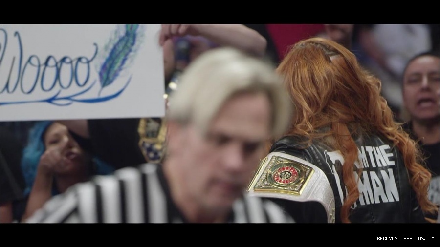 Becky_Lynch_mp4_001256666.jpg