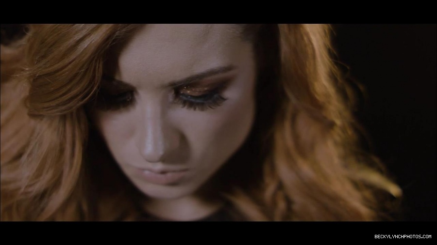 Becky_Lynch_mp4_001341466.jpg