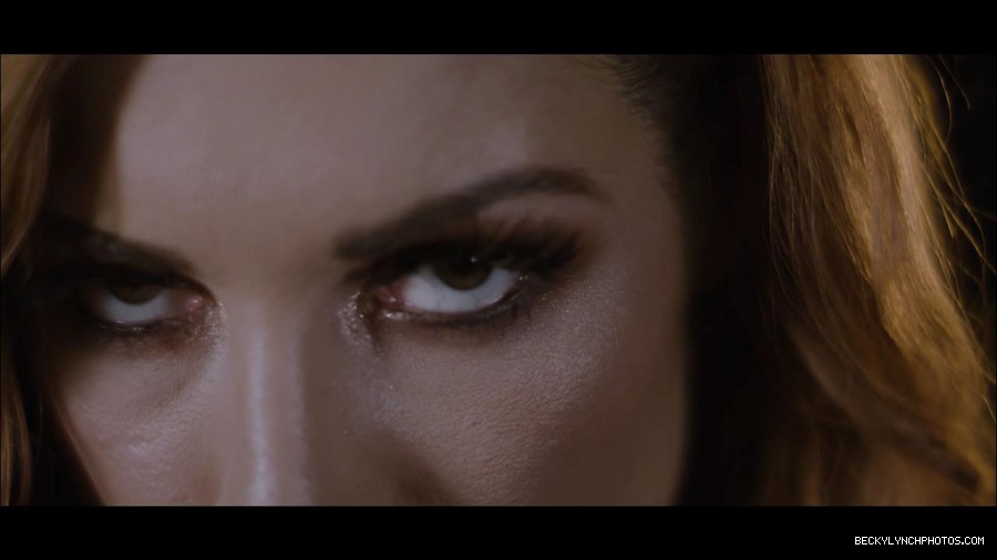 Becky_Lynch_mp4_001370666.jpg