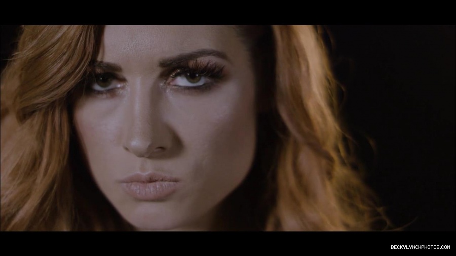 Becky_Lynch_mp4_001433066.jpg