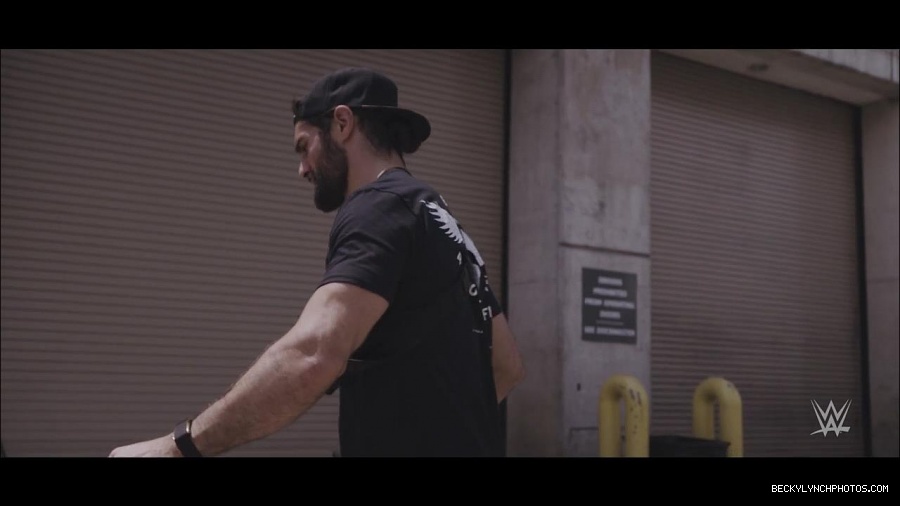 Seth_Rollins_mp4_000905300.jpg