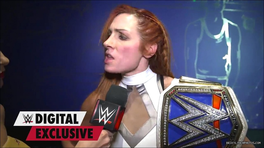 Raw_belongs_to_Becky_Lynch_now_-_Raw_Exclusive_Oct_11_2021_mp4_000021800.jpg