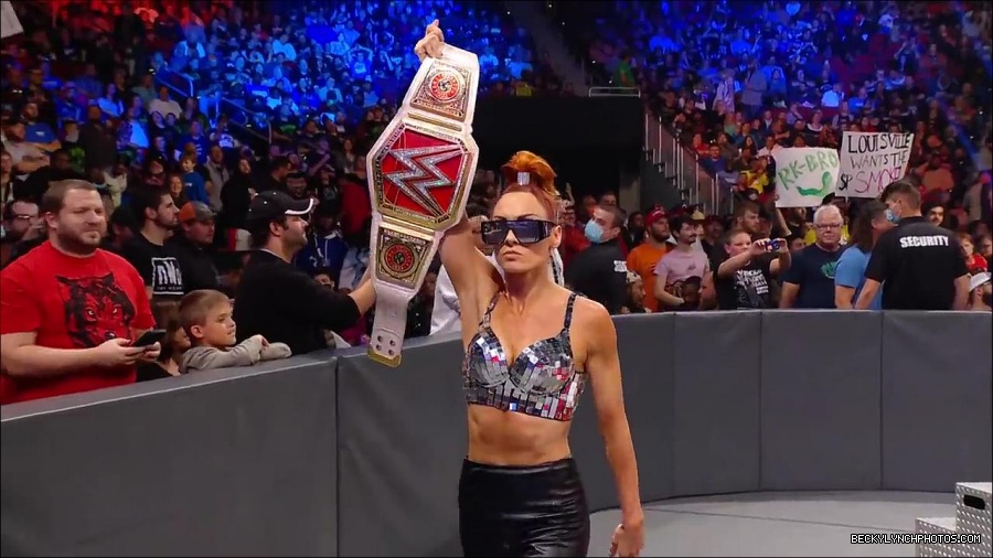 Becky_Lynch_and_Charlotte_Flairs_bitter_personal_rivalry_-_WWE_The_Build_To_Survivor_Series_2021_mp4_000084333.jpg