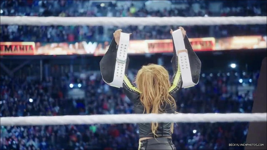 Becky_Lynch_and_Charlotte_Flairs_bitter_personal_rivalry_-_WWE_The_Build_To_Survivor_Series_2021_mp4_000162333.jpg