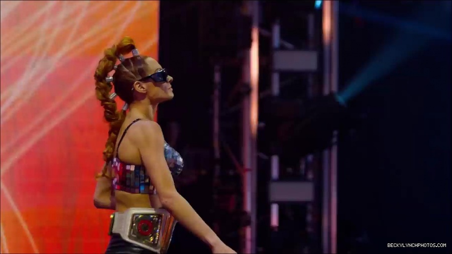 Becky_Lynch_and_Charlotte_Flairs_bitter_personal_rivalry_-_WWE_The_Build_To_Survivor_Series_2021_mp4_000194733.jpg