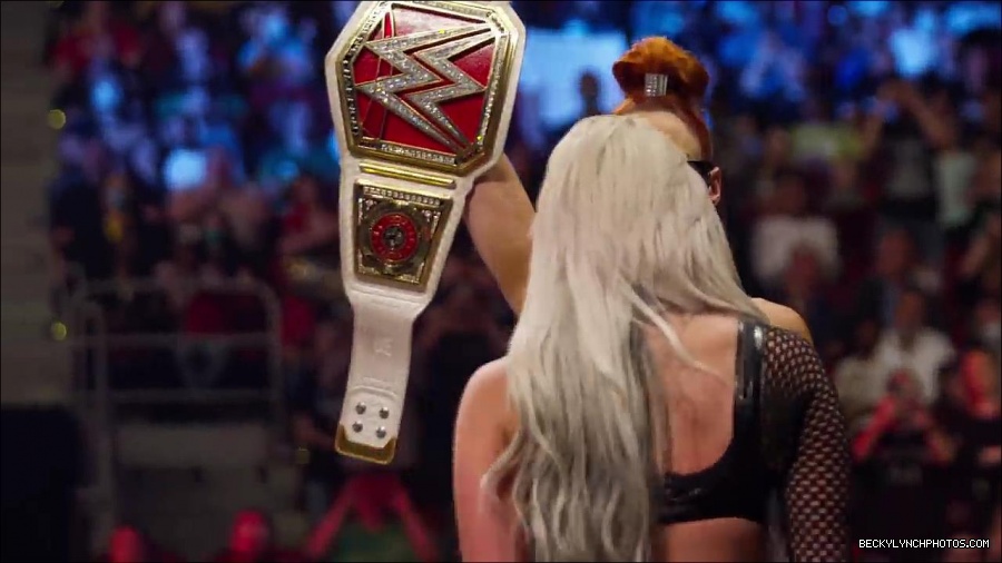 Becky_Lynch_and_Charlotte_Flairs_bitter_personal_rivalry_-_WWE_The_Build_To_Survivor_Series_2021_mp4_000206333.jpg