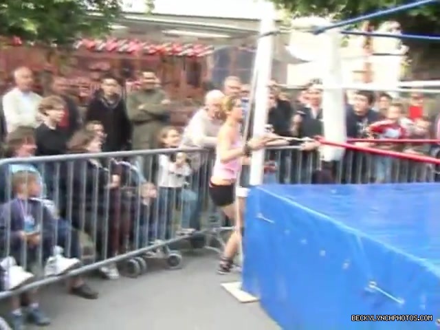 02__QOC_Vs__Sweet_Saraya_FSF_Evening_of_Champions_04_06_06_053.jpg