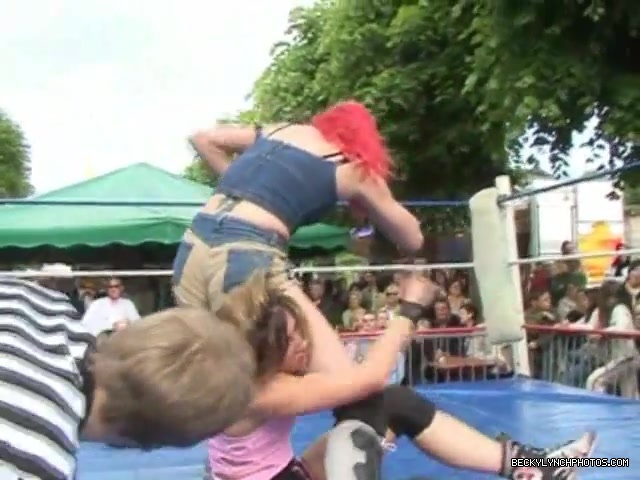 02__QOC_Vs__Sweet_Saraya_FSF_Evening_of_Champions_04_06_06_449.jpg