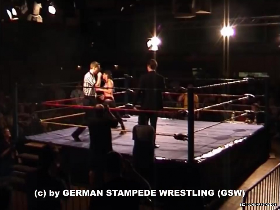 GSW_Classics_Rebecca_Knoxx_28Becky_Lynch29_vs__Kisu_-_GSW_Unstoppable_2006_047.jpg