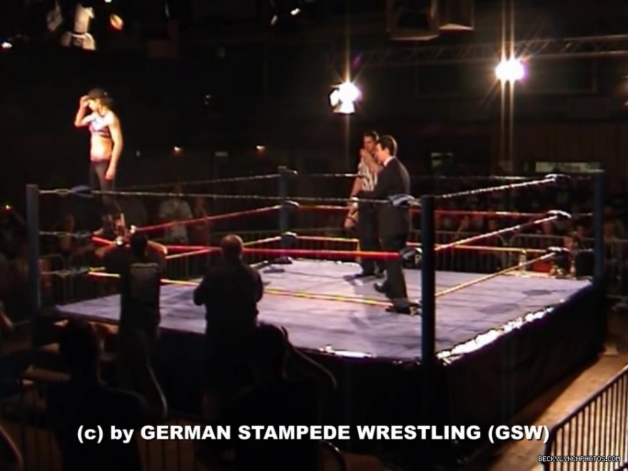 GSW_Classics_Rebecca_Knoxx_28Becky_Lynch29_vs__Kisu_-_GSW_Unstoppable_2006_052.jpg