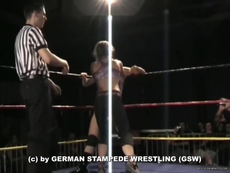 GSW_Classics_Rebecca_Knoxx_28Becky_Lynch29_vs__Kisu_-_GSW_Unstoppable_2006_405.jpg
