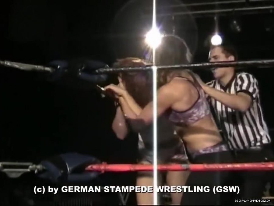 GSW_Classics_Rebecca_Knoxx_28Becky_Lynch29_vs__Kisu_-_GSW_Unstoppable_2006_420.jpg