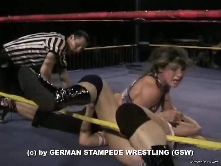 GSW_Classics_Rebecca_Knoxx_28Becky_Lynch29_vs__Kisu_-_GSW_Unstoppable_2006_573.jpg