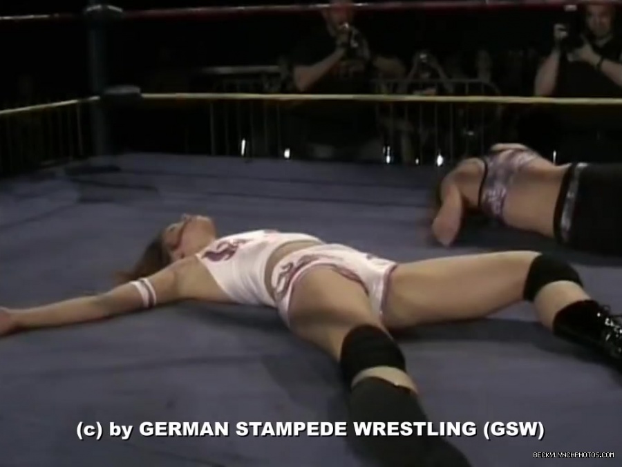 GSW_Classics_Rebecca_Knoxx_28Becky_Lynch29_vs__Kisu_-_GSW_Unstoppable_2006_655.jpg