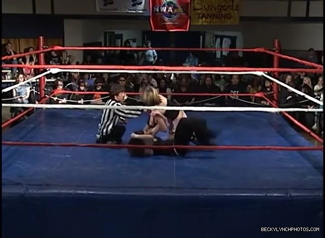 Old_TRW_from_April_of_2006_Rebecca_Knox_vs_Nikki_Matthews_113.jpg