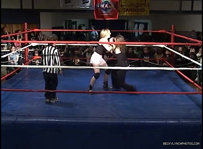 Old_TRW_from_April_of_2006_Rebecca_Knox_vs_Nikki_Matthews_116.jpg