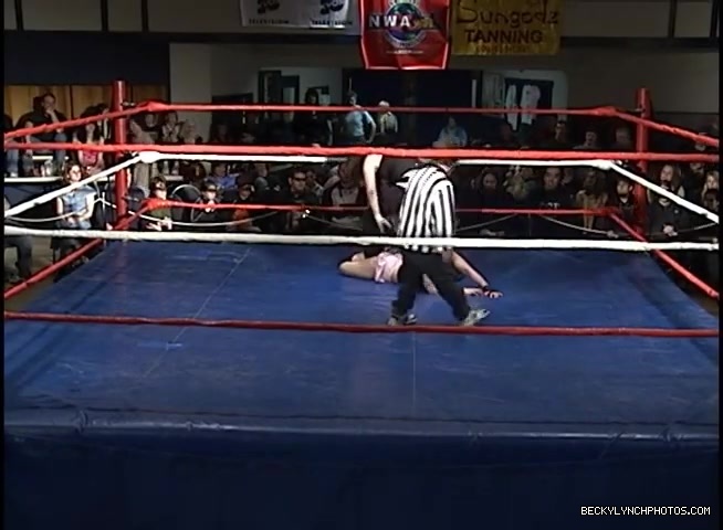 Old_TRW_from_April_of_2006_Rebecca_Knox_vs_Nikki_Matthews_148.jpg