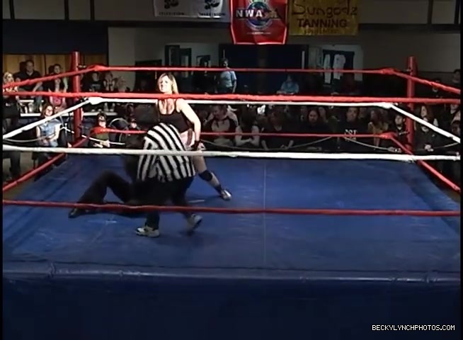 Old_TRW_from_April_of_2006_Rebecca_Knox_vs_Nikki_Matthews_170.jpg