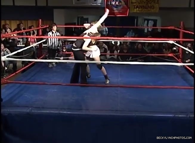 Old_TRW_from_April_of_2006_Rebecca_Knox_vs_Nikki_Matthews_227.jpg
