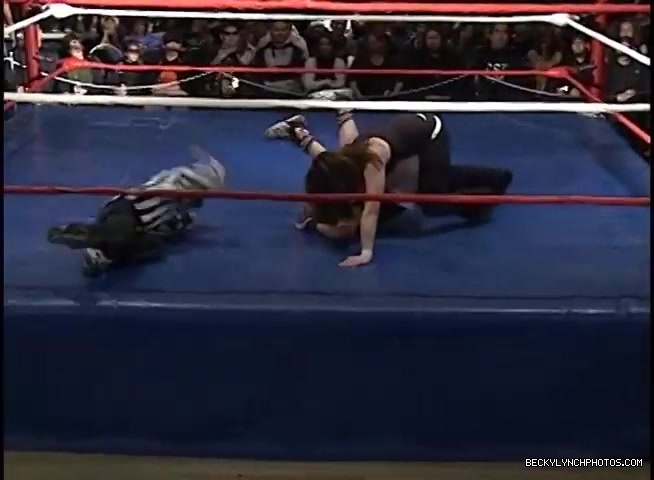 Old_TRW_from_April_of_2006_Rebecca_Knox_vs_Nikki_Matthews_252.jpg