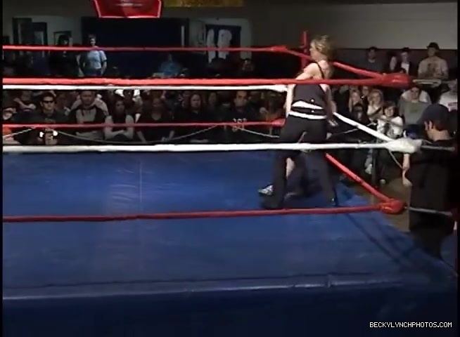 Old_TRW_from_April_of_2006_Rebecca_Knox_vs_Nikki_Matthews_264.jpg