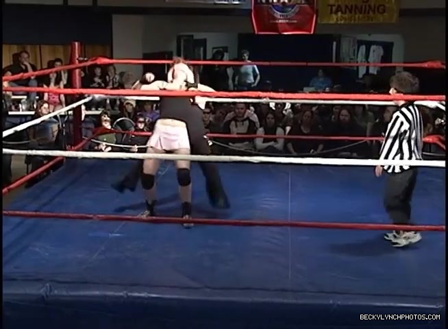 Old_TRW_from_April_of_2006_Rebecca_Knox_vs_Nikki_Matthews_288.jpg