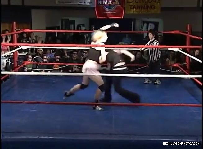 Old_TRW_from_April_of_2006_Rebecca_Knox_vs_Nikki_Matthews_308.jpg