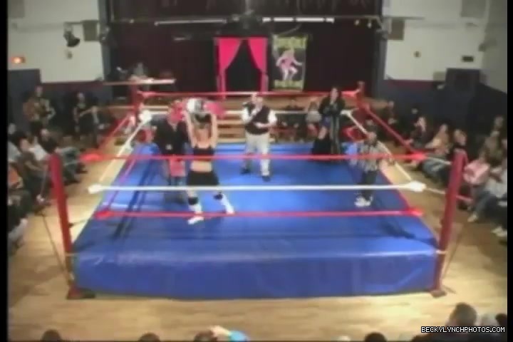 Rebecca_Knox_28Becky_Lynch29_vs_Cheerleader_Melissa_2005_0129.jpg