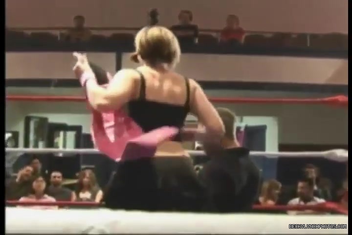 Rebecca_Knox_28Becky_Lynch29_vs_Cheerleader_Melissa_2005_0145.jpg
