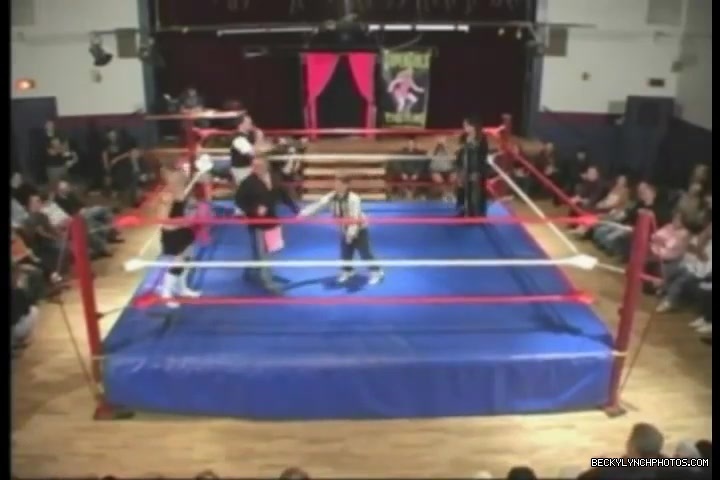 Rebecca_Knox_28Becky_Lynch29_vs_Cheerleader_Melissa_2005_0156.jpg