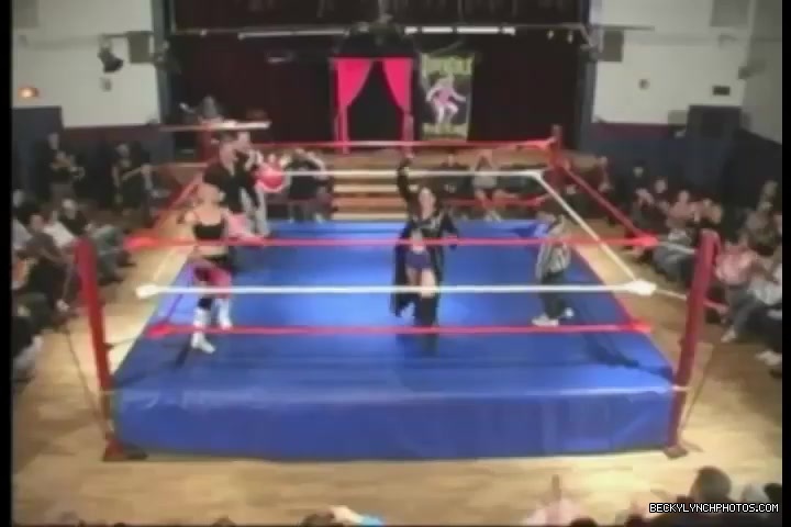 Rebecca_Knox_28Becky_Lynch29_vs_Cheerleader_Melissa_2005_0159.jpg