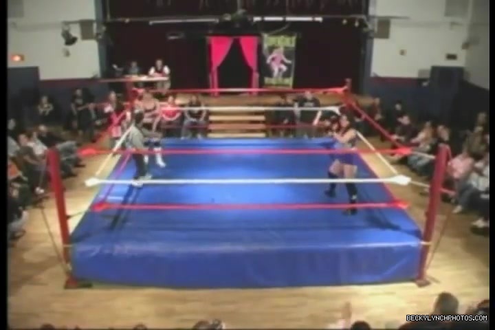 Rebecca_Knox_28Becky_Lynch29_vs_Cheerleader_Melissa_2005_0205.jpg