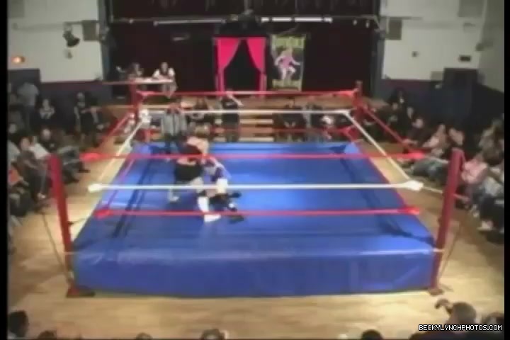 Rebecca_Knox_28Becky_Lynch29_vs_Cheerleader_Melissa_2005_0302.jpg