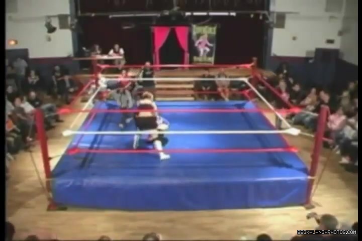 Rebecca_Knox_28Becky_Lynch29_vs_Cheerleader_Melissa_2005_0304.jpg