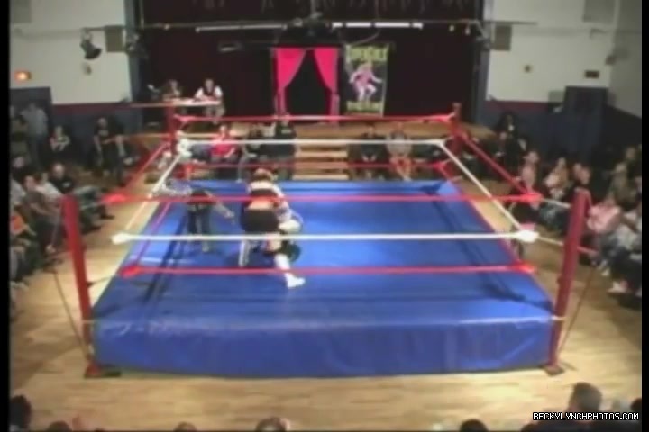 Rebecca_Knox_28Becky_Lynch29_vs_Cheerleader_Melissa_2005_0305.jpg