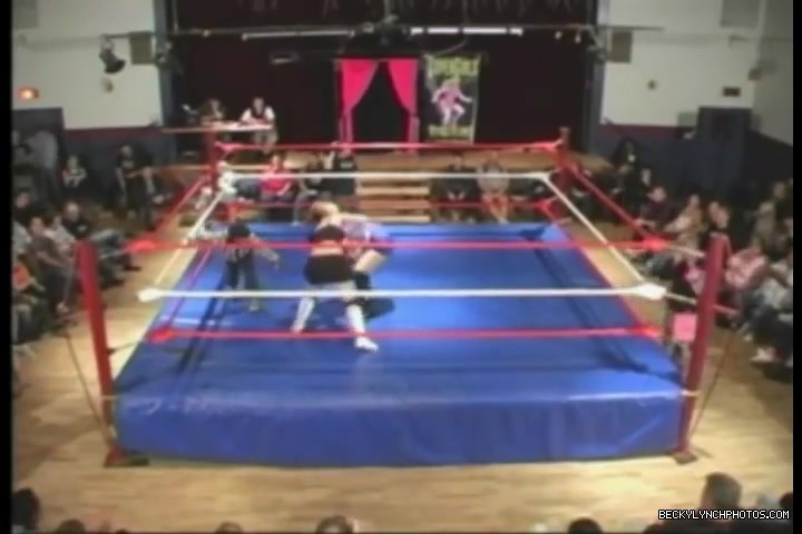 Rebecca_Knox_28Becky_Lynch29_vs_Cheerleader_Melissa_2005_0306.jpg