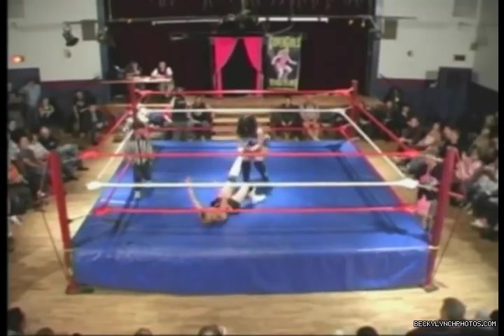 Rebecca_Knox_28Becky_Lynch29_vs_Cheerleader_Melissa_2005_0310.jpg