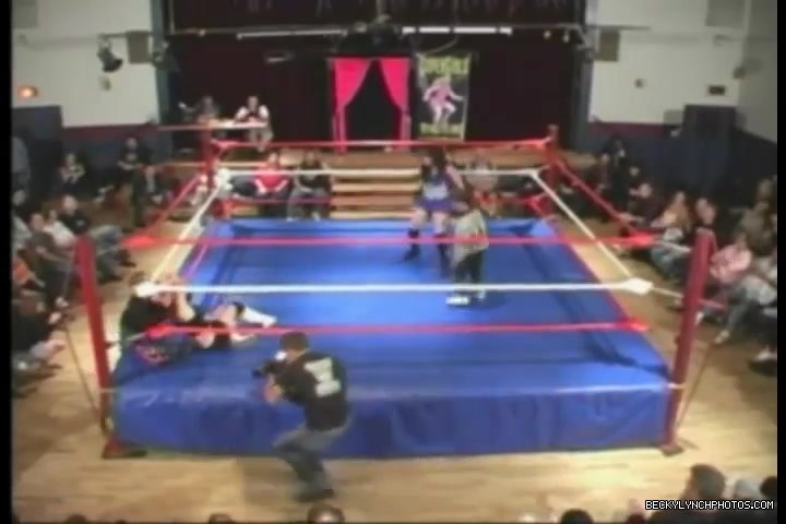 Rebecca_Knox_28Becky_Lynch29_vs_Cheerleader_Melissa_2005_0386.jpg