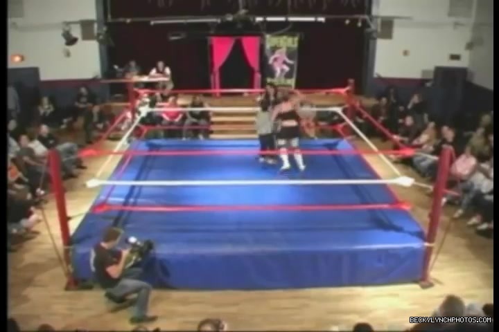 Rebecca_Knox_28Becky_Lynch29_vs_Cheerleader_Melissa_2005_0398.jpg